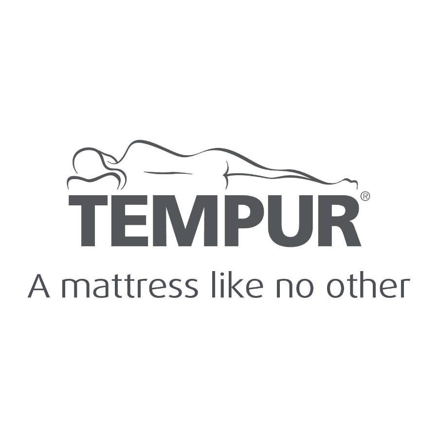 Comfort Sleep - Rooms With Shared Facilities Віндзор Екстер'єр фото